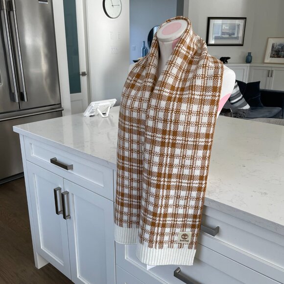 Timberland Cozy Casual Acrylic Knit Plaid Scarf Cream & Caramel Brown Sz OS NWT - Picture 2 of 11